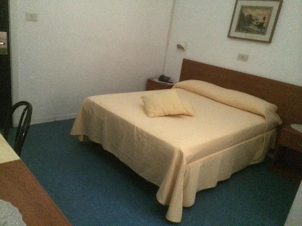 Albergo San Carlo Massa  Luaran gambar